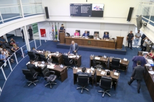 Leandro Barreira ] CMTS