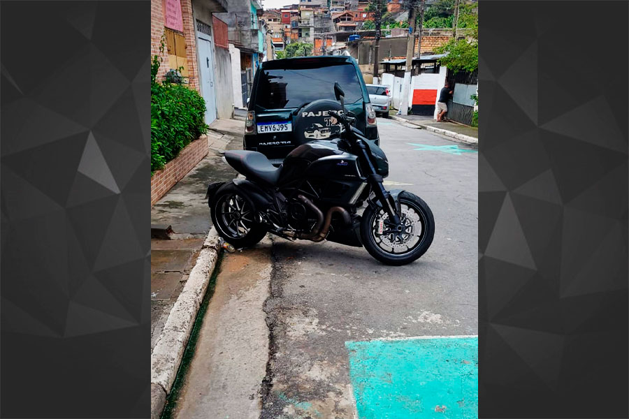 GTM de Barueri recupera moto roubada e detém dois indivíduos