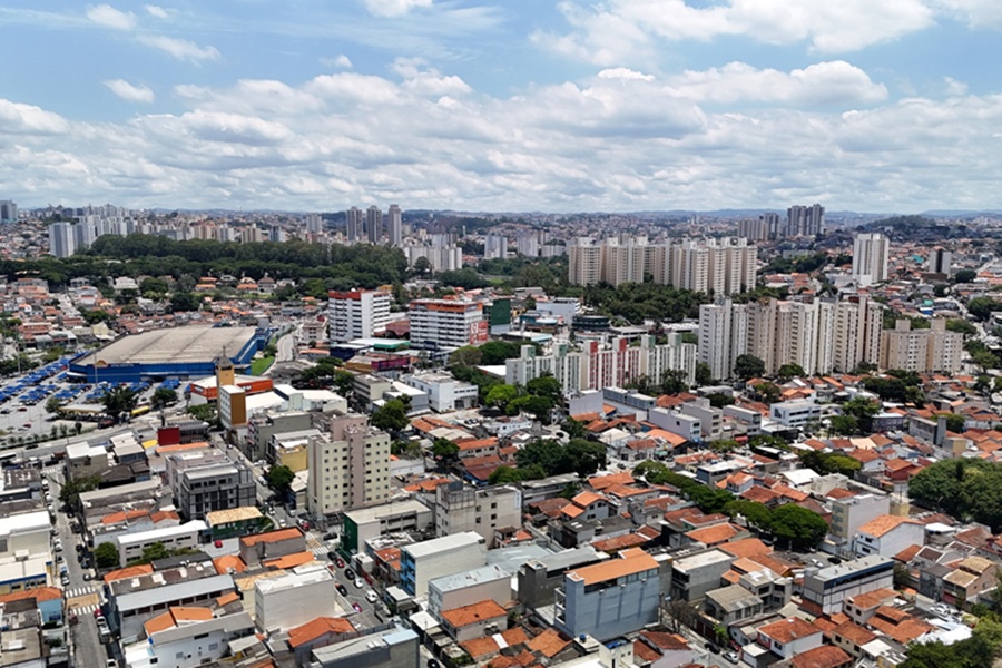 Taboão da Serra lidera ranking e se mantém como a cidade mais densa do Brasil; mais de 13,4 mil habitantes por km²