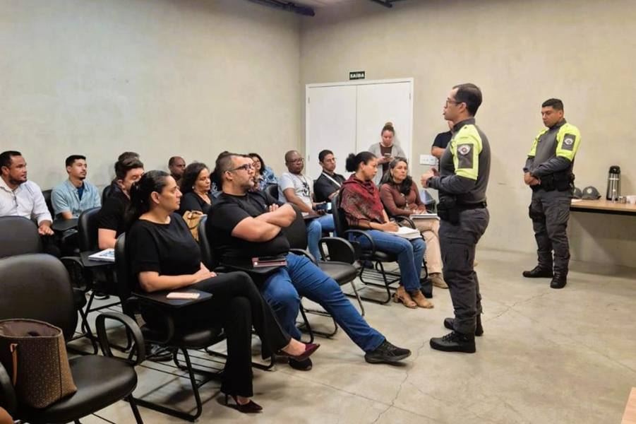 Itapecerica da Serra integra ação da Polícia Militar Rodoviária para atendimento a pessoas em situação de rua no Rodoanel